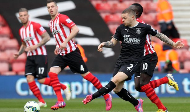 古利特＆亨利批巴萨高位压迫：为何执着于一个注定失败的战术？（古利特、亨利质疑巴萨高位逼抢：何以执迷于一套注定行不通的打法？）