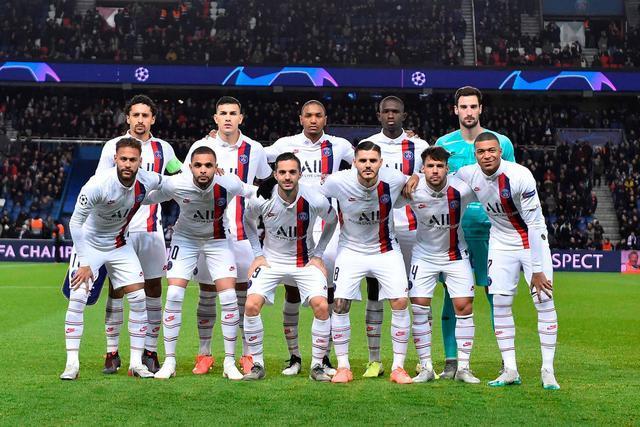 记者：佛罗伦萨球员不满基恩500万高薪，后者态度也存在问题（记者称佛罗伦萨更衣室不满基恩500万年薪，其态度问题亦引发争议）