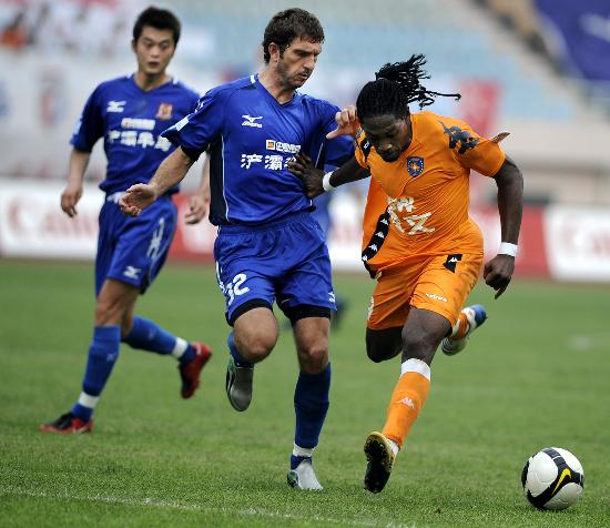 皇马官方：库尔图瓦确诊病毒性肠胃感染，将缺席下场欧冠（皇马官宣：库尔图瓦患病毒性肠胃炎，将无缘下轮欧冠）