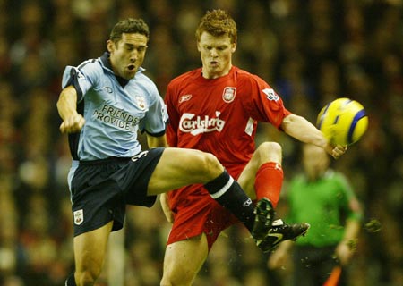 半场：贝蒂斯0-1赫罗纳，希尔助攻瓦纳特破门（半场战报：赫罗纳1-0领先贝蒂斯，希尔助攻瓦纳特建功）