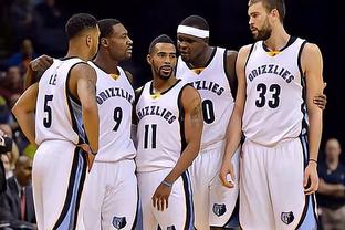 布朗：我们很年轻但每天都在进步，谁都不能低估我们（布朗：虽年轻却日益精进，别再小看我们）